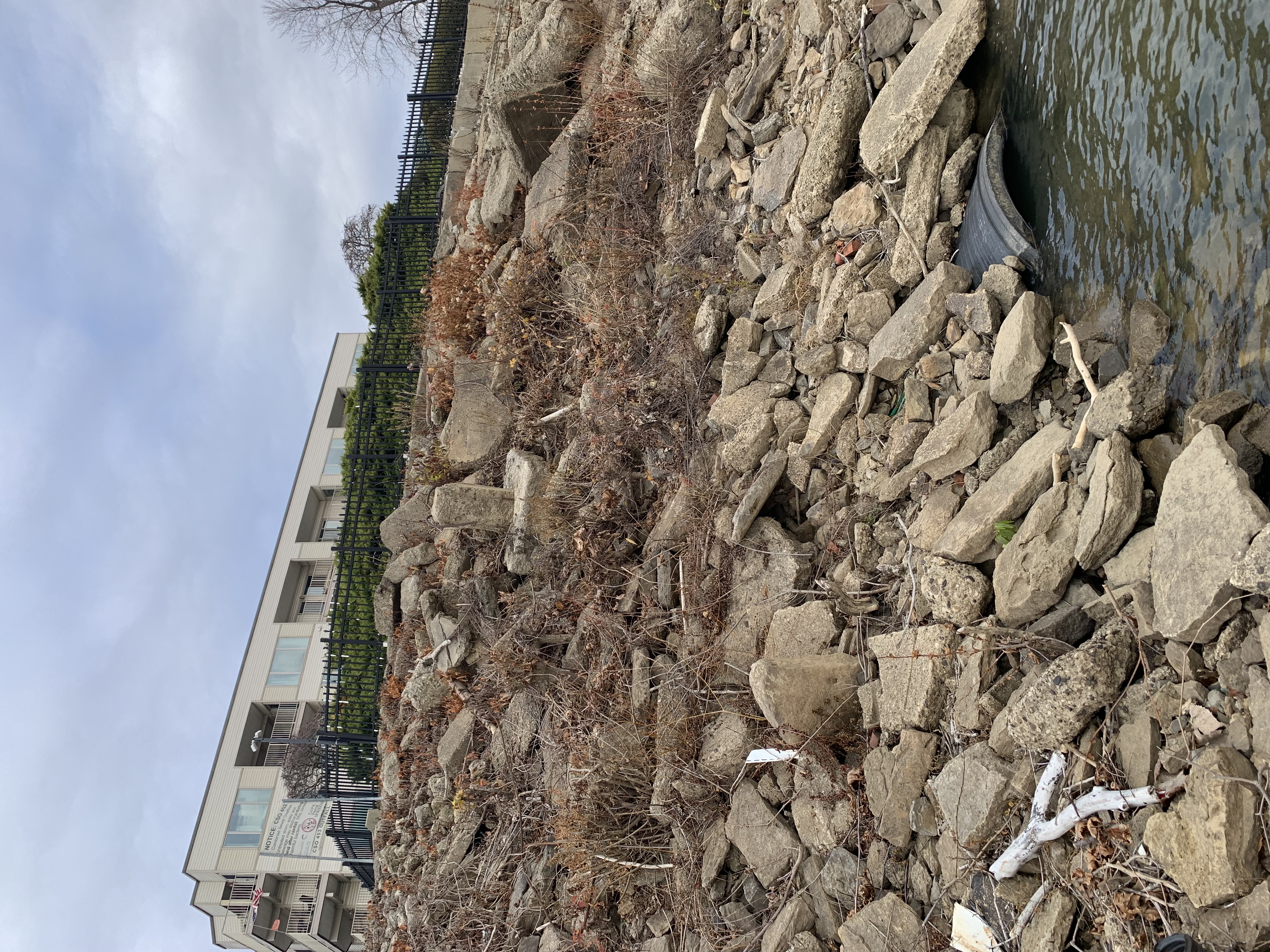 Photo of CSO outfall into the Ohio River partially under water